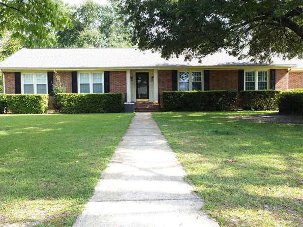 604 N Pinecrest Drive, Goldsboro, NC 27534
