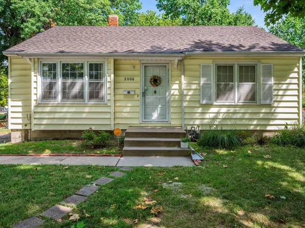 2008 SW Stone Ave, Topeka, KS 66604