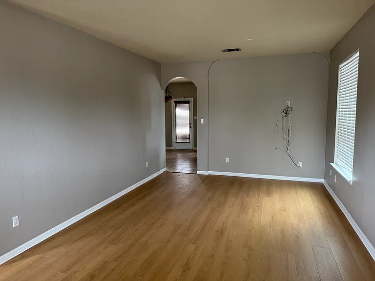 17801 Kilkenny Dr — Photo 10
