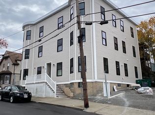 56 Sachem St APT 5, Lynn, MA 01902