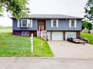 5521 Pershing Rd, Saint Joseph, MO 64505