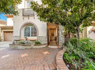 2239 Starlight Ln, Signal Hill, CA 90755