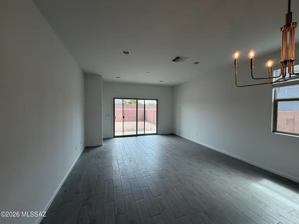 (undisclosed Address), Tucson, AZ 85743