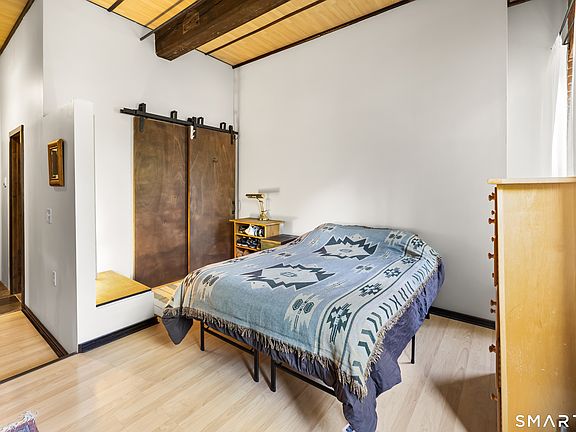4th image of 222 Williams Street East #121
