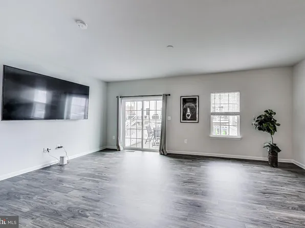 520 View Point Way, Fredericksburg, VA 22405