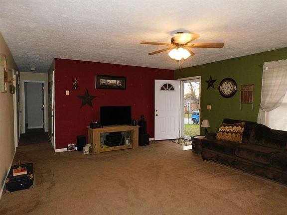 2nd image of 105 N Brandywine Ct