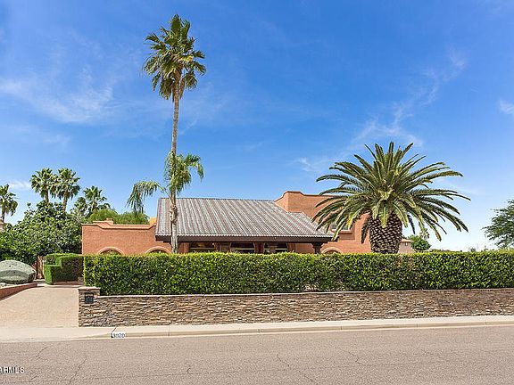 2nd image of 3020 E Winchcomb Dr