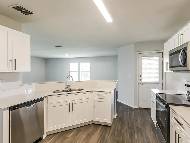 7611 Millchase — Photo 9