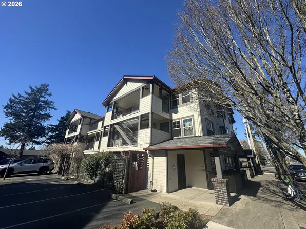 737 NE 99th Ave APT 24, Portland, OR 97220