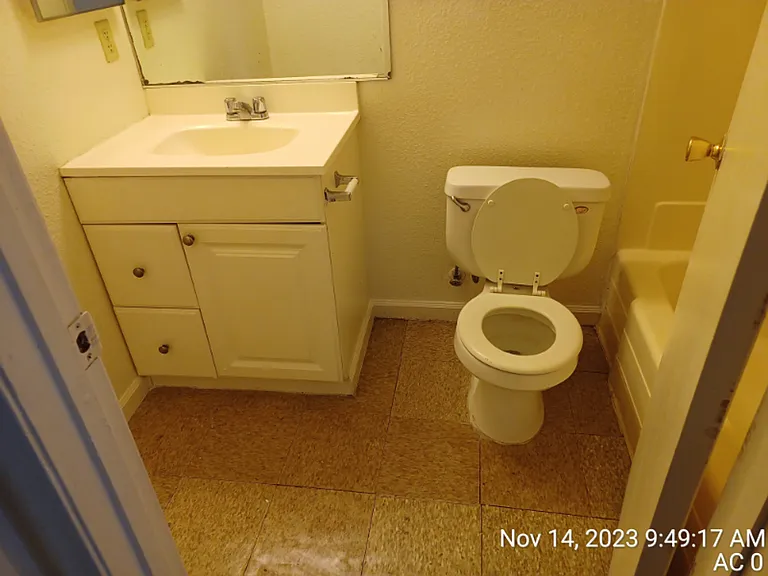202 W Dakota Ave #119 — Photo 20