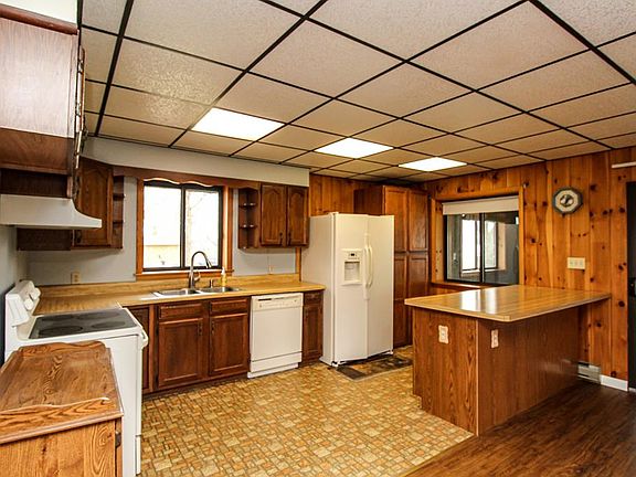 5th image of 28 Lakeland Dr