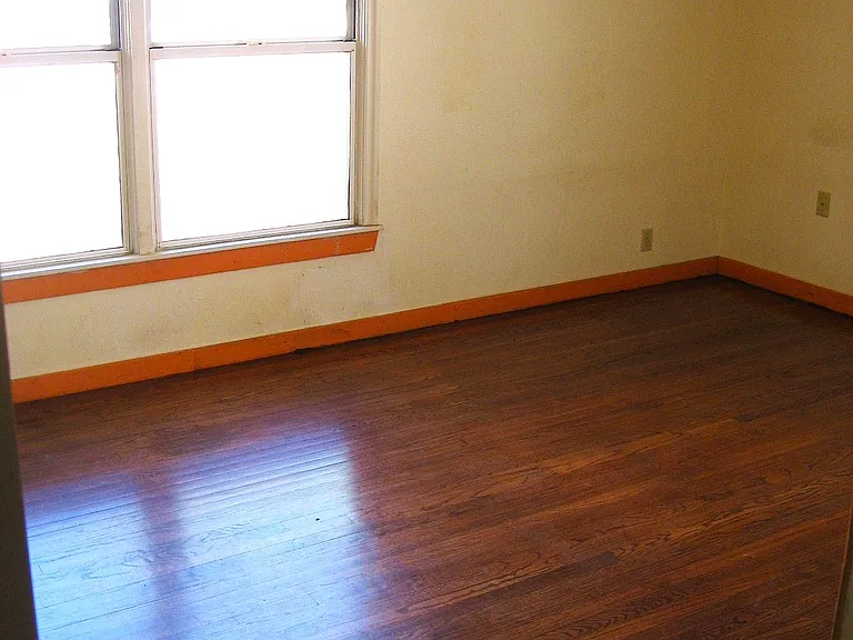 1720 Jocyle St — Photo 3