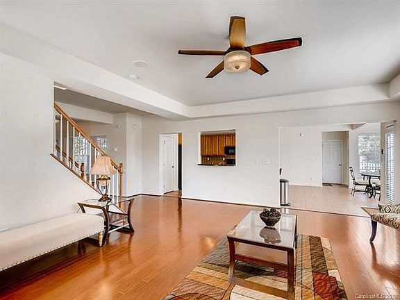 4th image of 10141 Halkirk Manor Ln