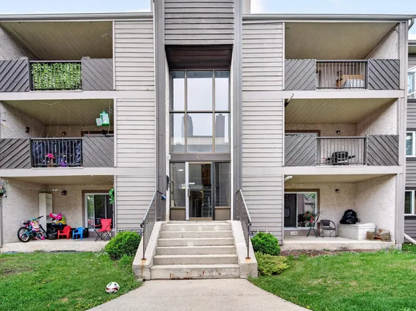 49 Akins Dr #201, Saint Albert, AB T8N 3M6