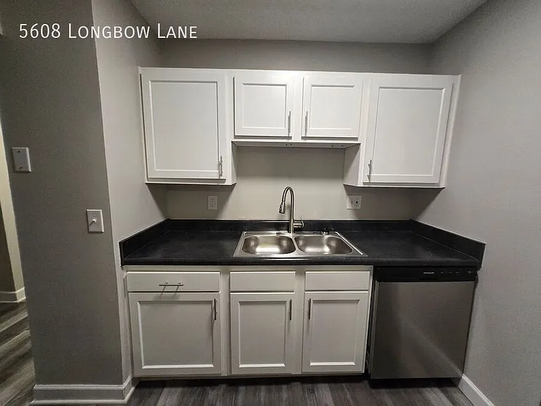 5608 Longbow Ln — Photo 6