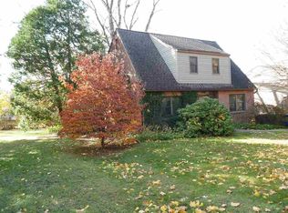 26 Highland Dr, East Greenbush, NY 12061