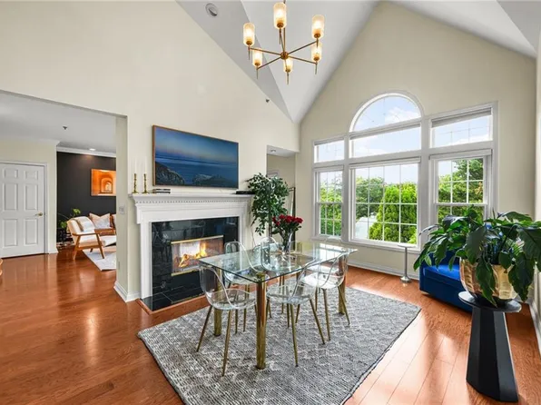3636 Habersham Rd NW APT 2404, Atlanta, GA 30305