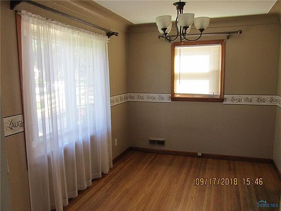 5th image of 223 Hannum Ave