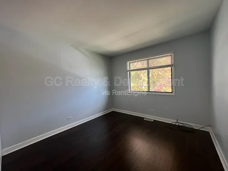 1367 Sacramento Dr — Photo 14