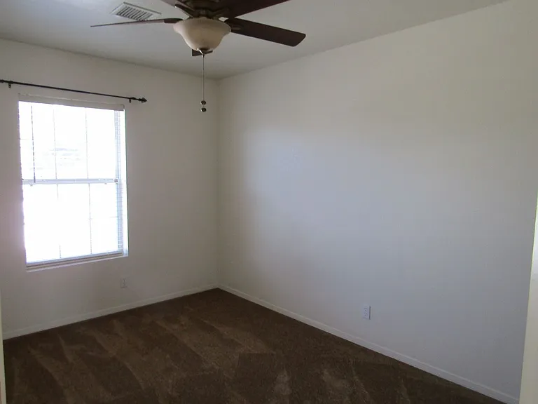 1212 Serinna Ct — Photo 11