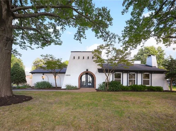 1100 Johnston Dr, Raymore, MO 64083