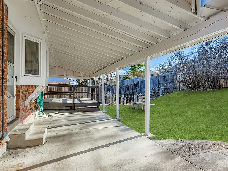 4264 W Radcliff Ave — Photo 37