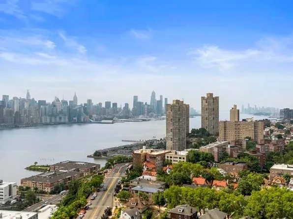 7855 Blvd East image 5 of 20