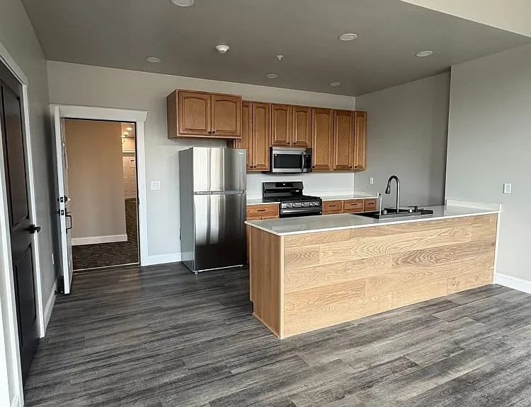 188 Main St #1-10 — Photo 4