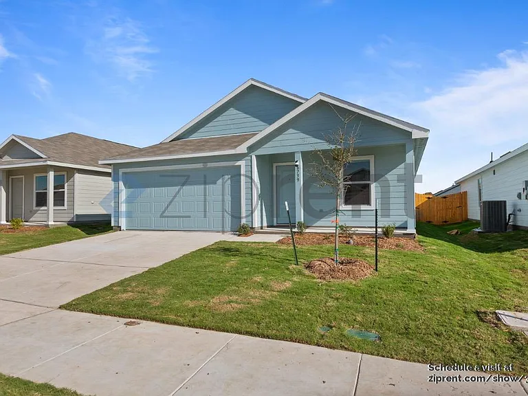 6739 Fairview Ave — Photo 16