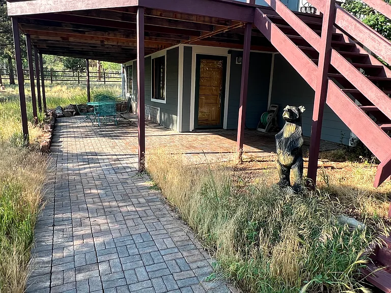480 square-foot paver patio with patio furniture!