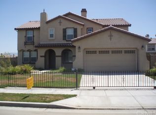 1070 Hawthorne Dr, Hemet, CA 92545