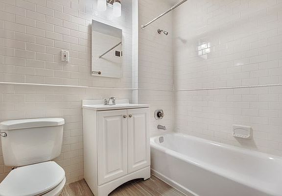 5th image of 108 E 96th St APT 15A