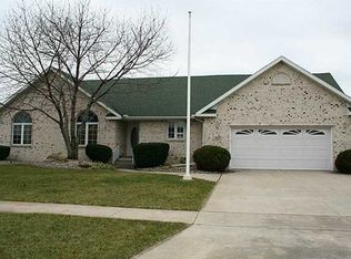 1617 Grand Bay Dr, Oregon, OH