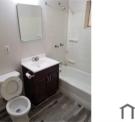 4th image of 404 W Van Buren Ave APT 4