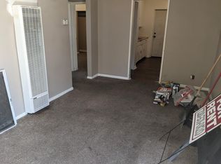 1409 Clinton St, Aurora, CO 80010