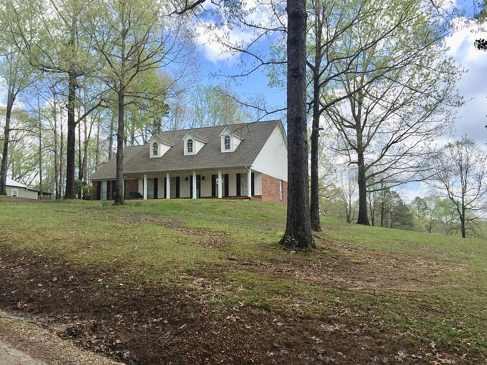 2000 Square Feet in a very peaceful setting!