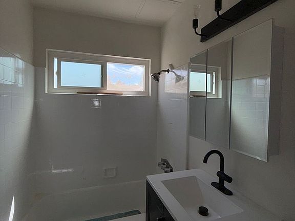 5th image of 632-636 Aerick St #646-2
