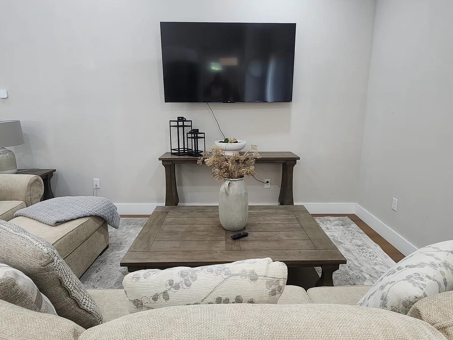 3 bed, 1800 sqft, $2,100 — Photo 4