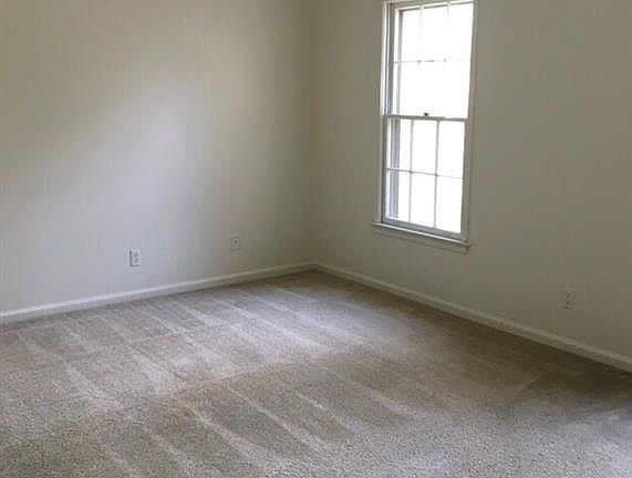 5th image of 3110 Woodley Ter