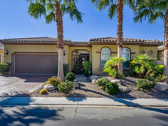 2nd image of 39421 Camino Piscina