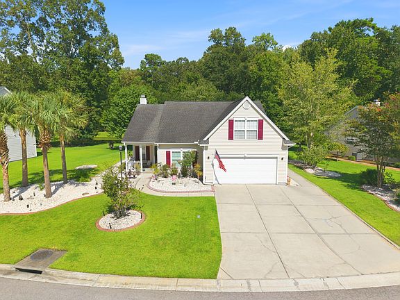 2nd image of 107 Oak Bluff Rd