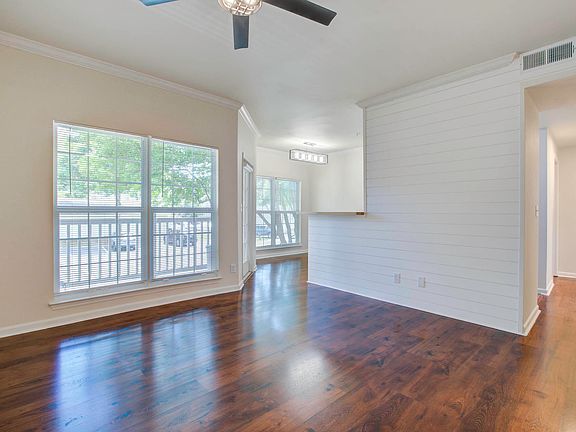 3rd image of 700 Daniel Ellis Dr APT 5105