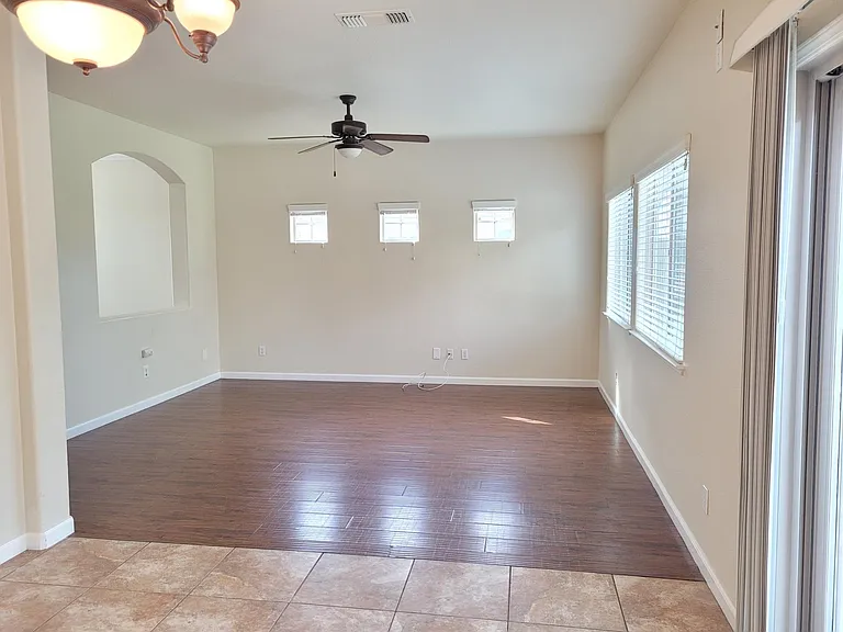 1322 La Guardia Cir — Photo 7