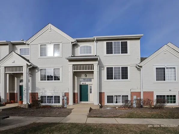 612 S Rosehall Ln, Round Lake, IL 60073