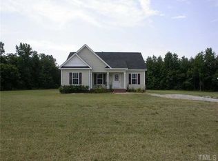 1017 Parkers Ridge Dr, Fuquay Varina, NC 27526