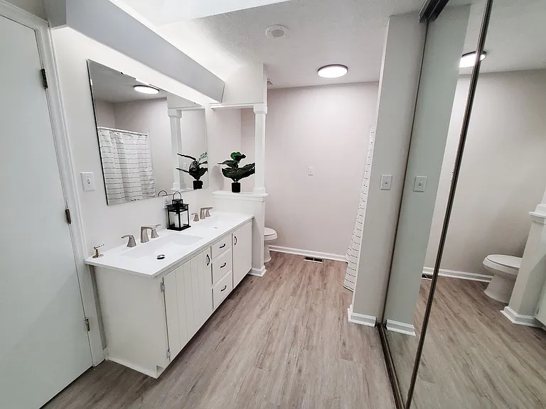 2824 Henslowe Dr — Photo 19