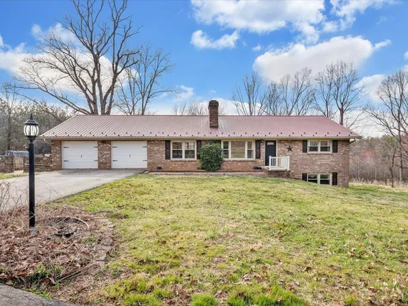 15981 Rockford School Rd, Hurt, VA 24563