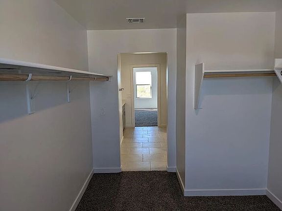5th image of 11164 S Weismann Dr