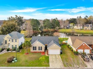 5381 Greggs Landing Dr, North Charleston, SC 29420