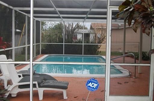 1st image of 6773 Petunia Dr